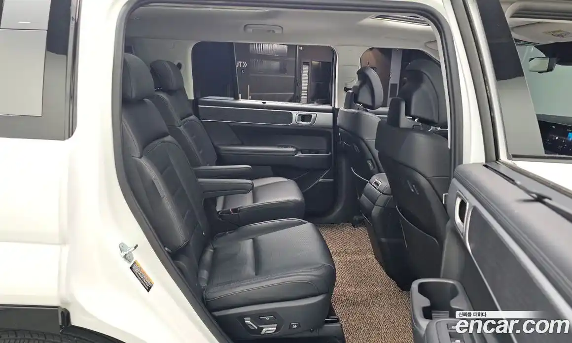 Hyundai Santa Fe 2023 1.6 гидро в Москве № 1830761, фото 16