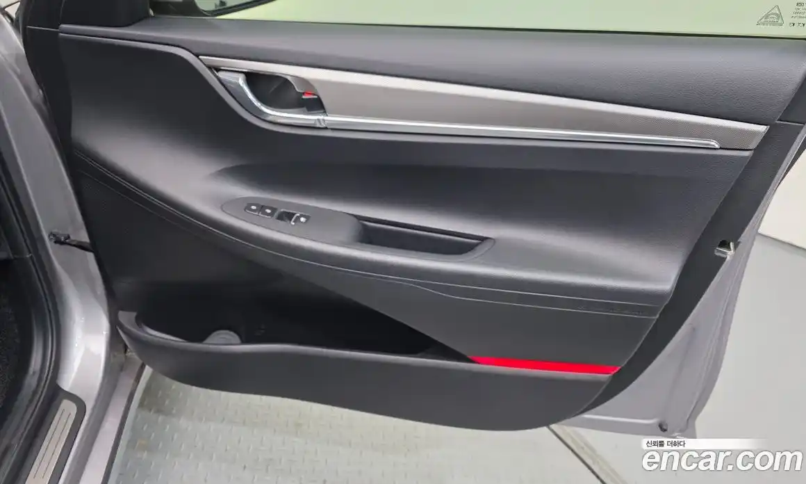 Hyundai Grandeur 2019 2.5 гидро в Москве № 1903503, фото 15