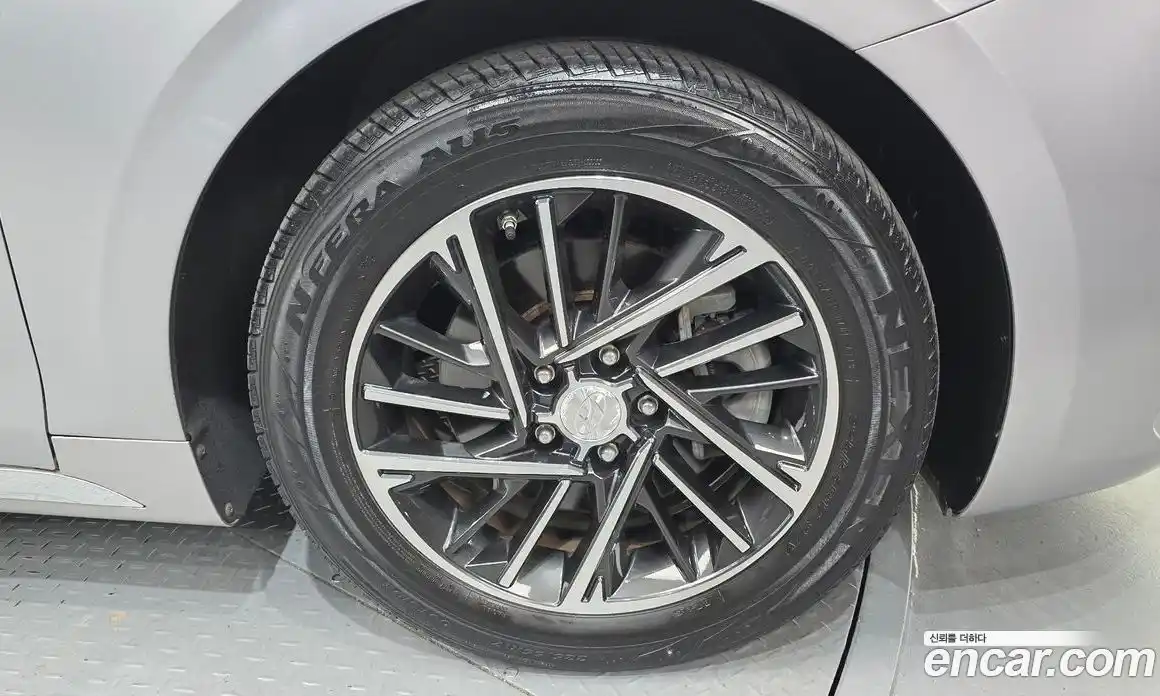 Hyundai Grandeur 2019 2.5 гидро в Москве № 1903503, фото 7