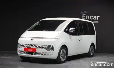 Hyundai Staria, 2024