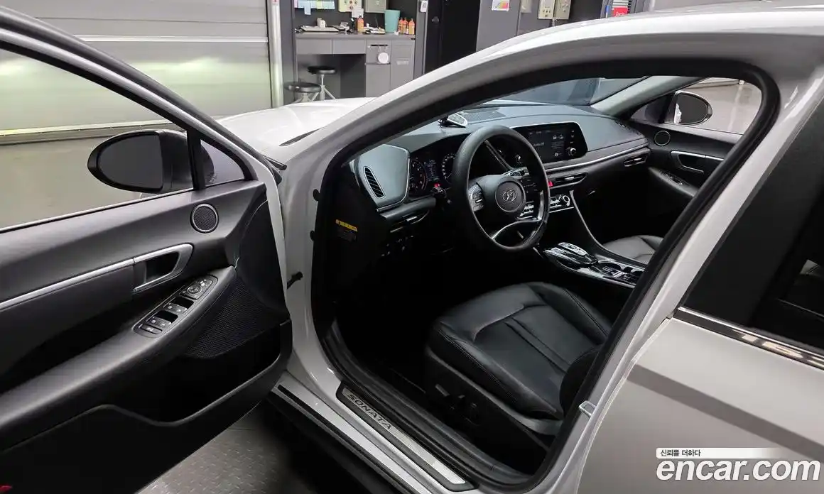 Hyundai Sonata 2019 2.0 гидро в Москве № 1903836, фото 13