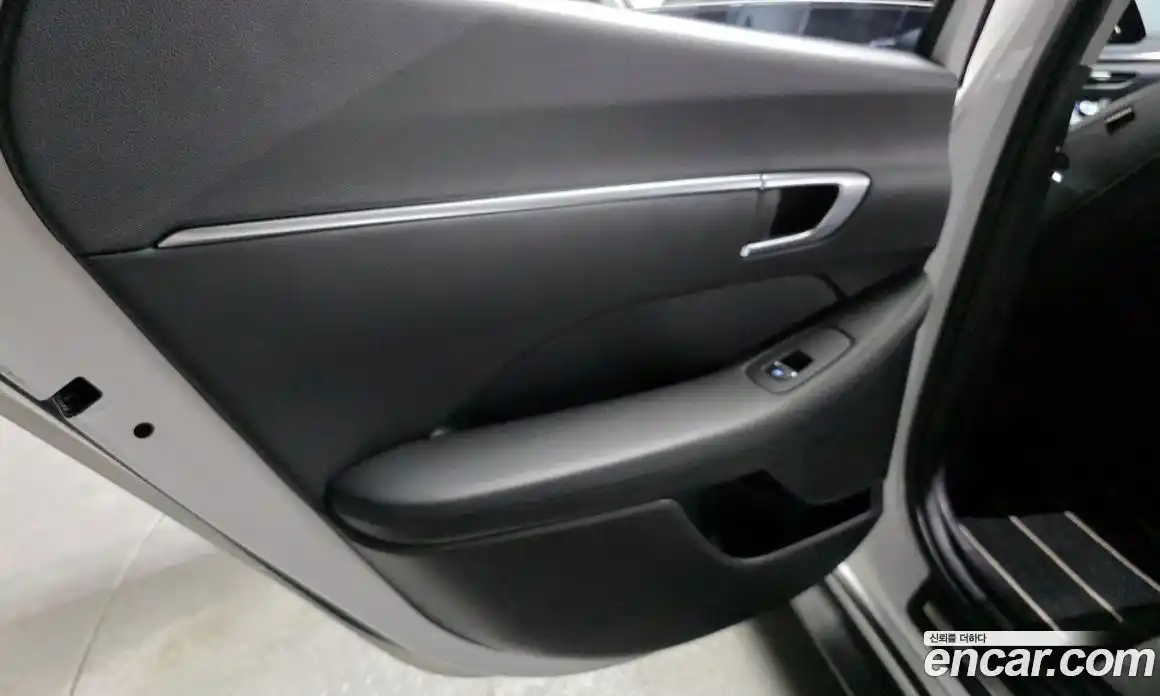 Hyundai Sonata 2019 2.0 гидро в Москве № 1903836, фото 15