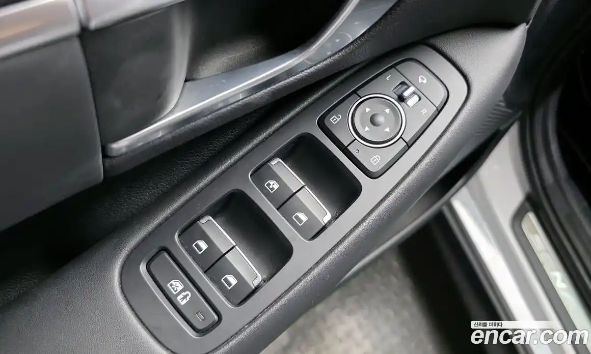Hyundai Sonata 2019 2.0 гидро в Москве № 1903836, фото 19