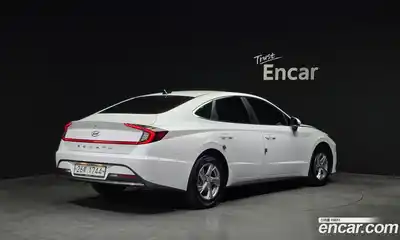 Hyundai Sonata 2019 2.0 гидро в Москве № 1903836, миниатюра 2