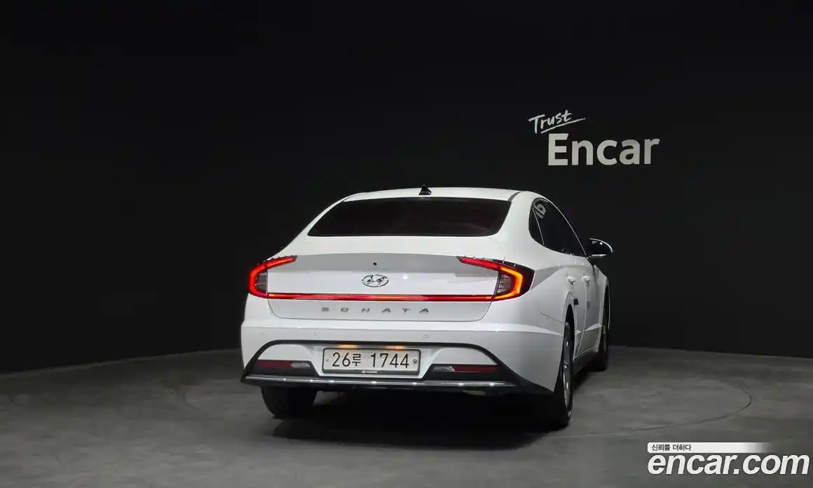 Hyundai Sonata 2019 2.0 гидро в Москве № 1903836, фото 4
