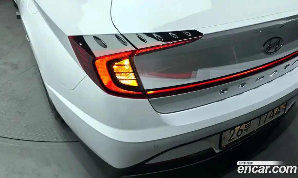 Hyundai Sonata 2019 2.0 гидро в Москве № 1903836, фото 9