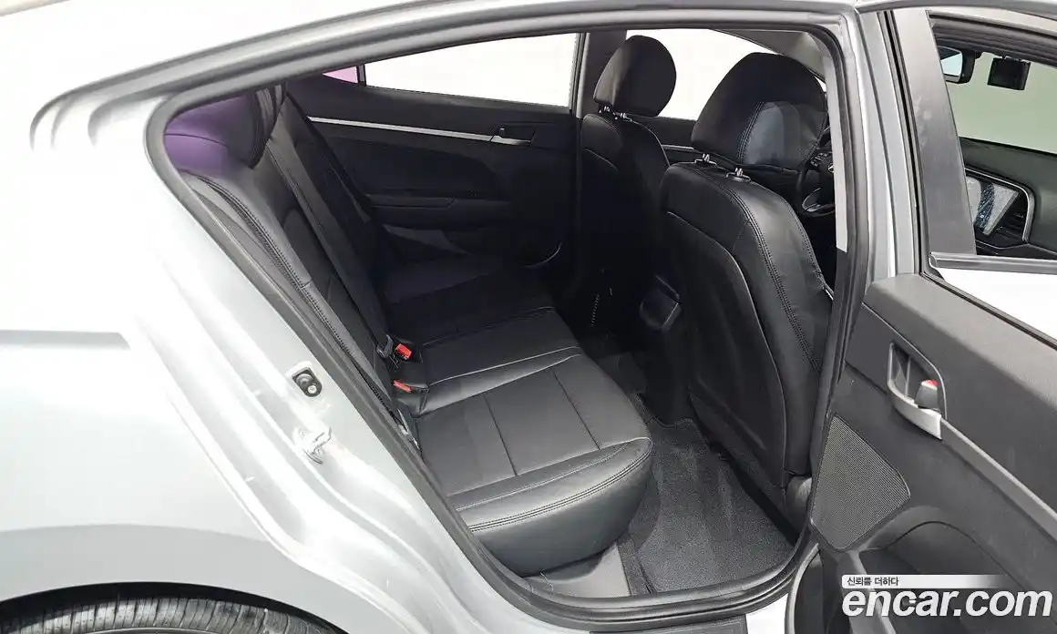 Hyundai Avante 2019 1.6 гидро в Москве № 1903842, фото 11