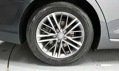 Hyundai Grandeur 2019 2.4 гидро в Москве № 1903939, миниатюра 5