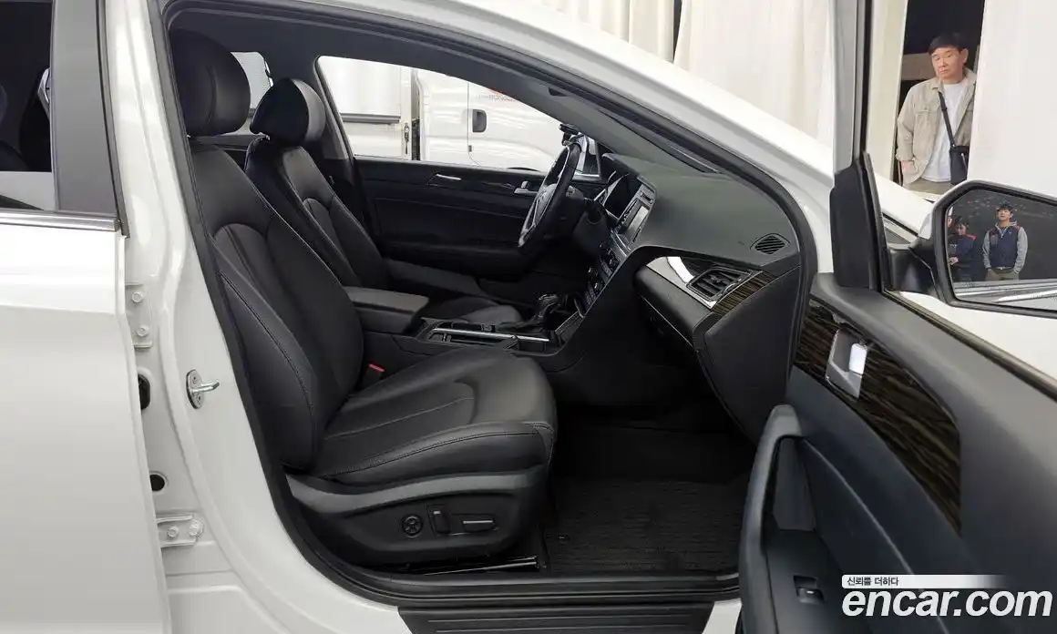 Hyundai Sonata 2016 1.7 гидро в Москве № 1904121, фото 11
