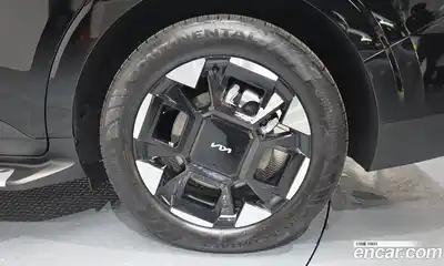 Kia Canival 2024 1.6 гидро в Москве № 1904275, миниатюра 7