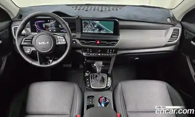 Kia Seltos 2025 1.6 гидро в Москве № 1904344, миниатюра 10