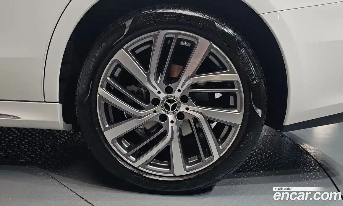 Mercedes-Benz E-Class 2024 2.0 гидро в Москве № 1906009, фото 6