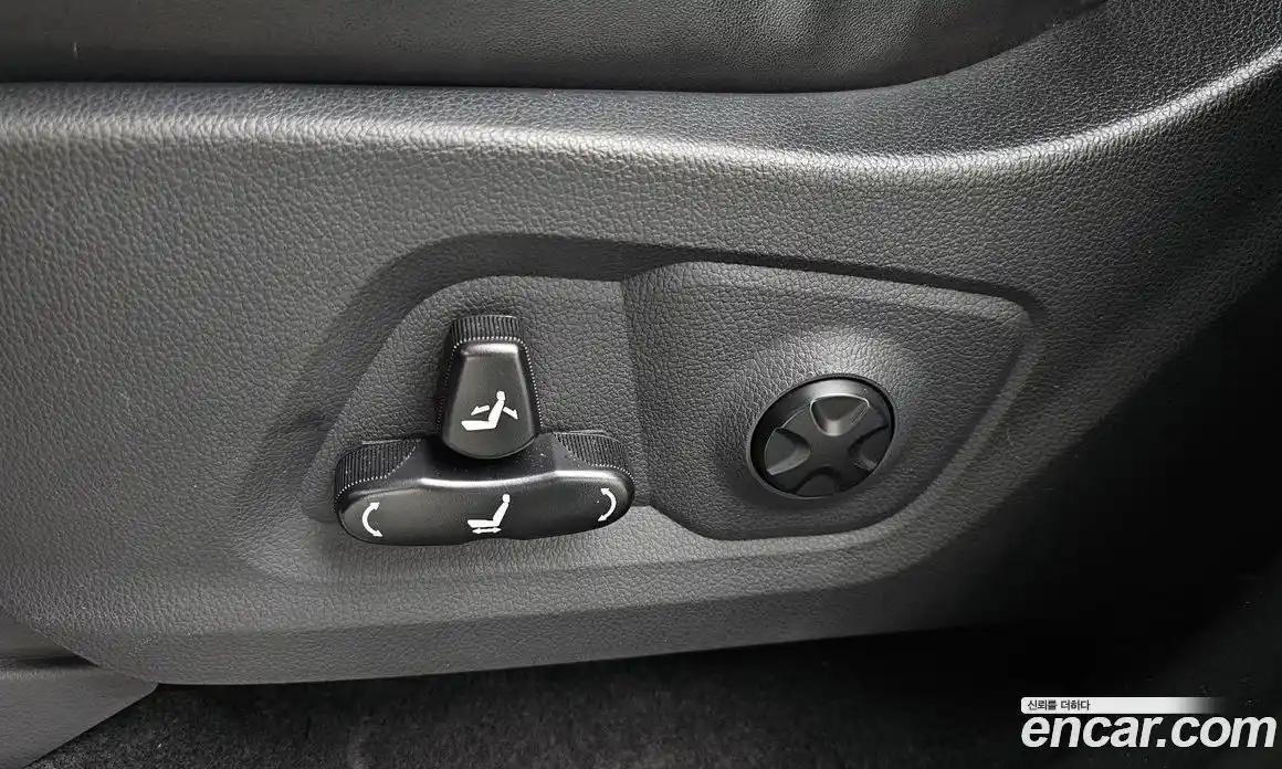 SsangYong Rexton 2019 2.2 гидро в Москве № 1906501, фото 31