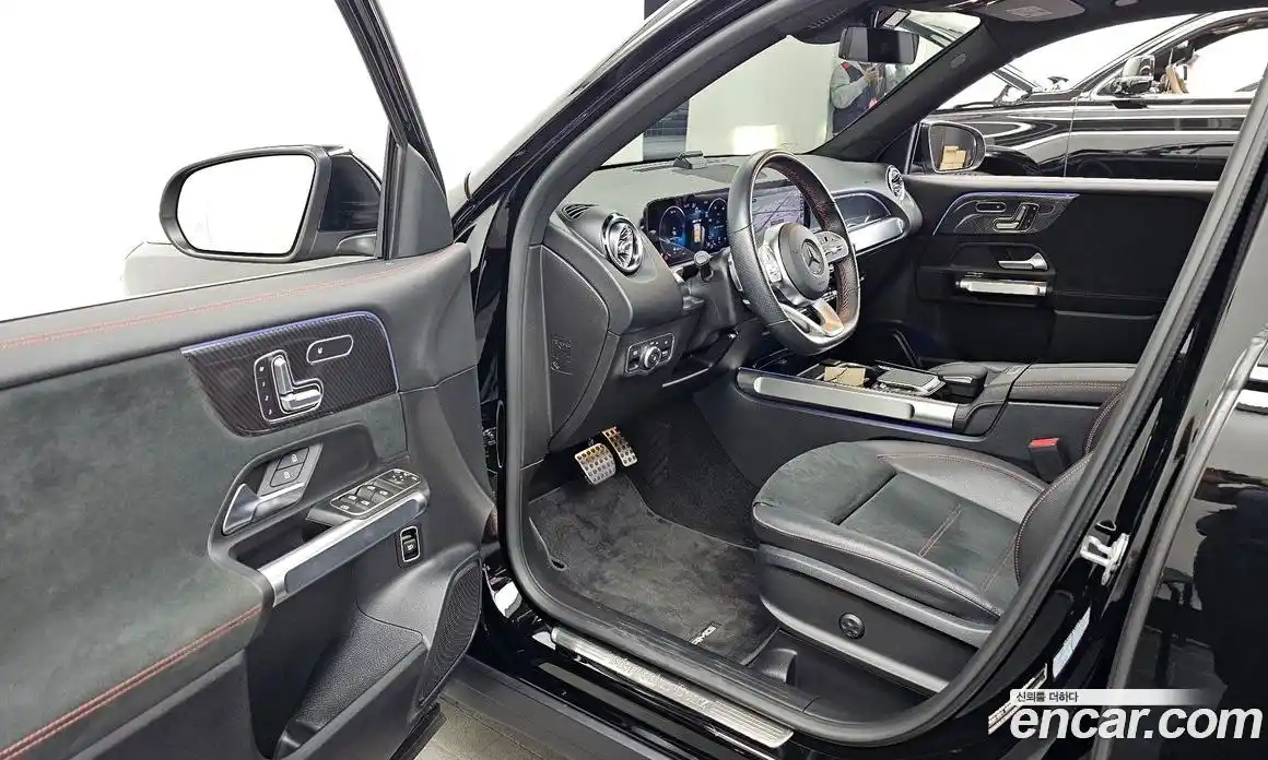 Mercedes-Benz GLB-Class 2021 2.0 гидро в Москве № 1906972, фото 13