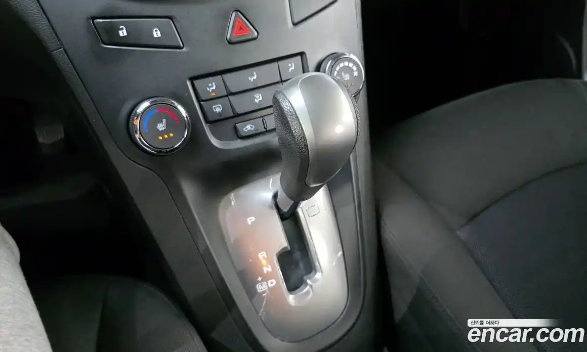 Chevrolet Orlando 2013 2.0 гидро в Москве № 1907255, фото 12