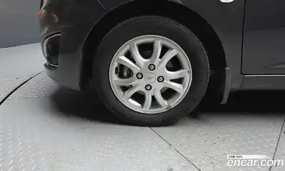 Chevrolet Spark 2015 1.0 механика в Москве № 1907281, миниатюра 5
