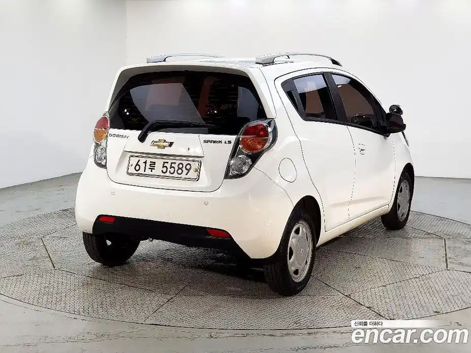 Chevrolet Spark 2011 1.0 гидро в Москве № 1907611, фото 4