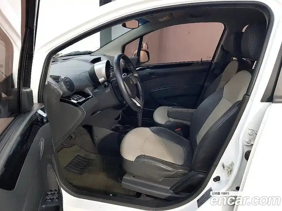 Chevrolet Spark 2011 1.0 гидро в Москве № 1907611, фото 7