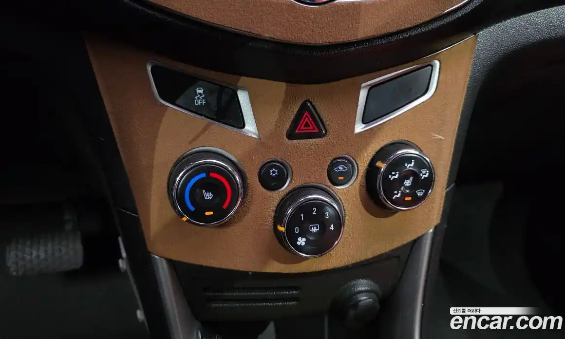 Chevrolet Trax 2015 1.6 гидро в Москве № 1908054, фото 16