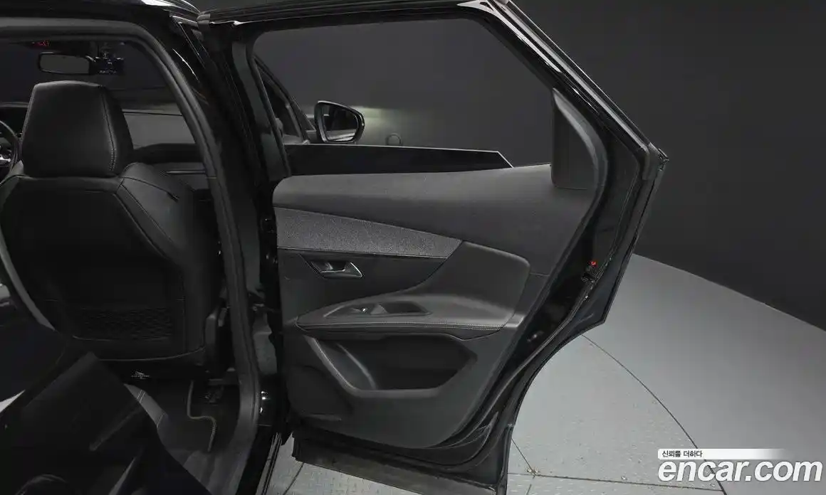 Peugeot 3008 2019 1.5 гидро в Москве, фото 15
