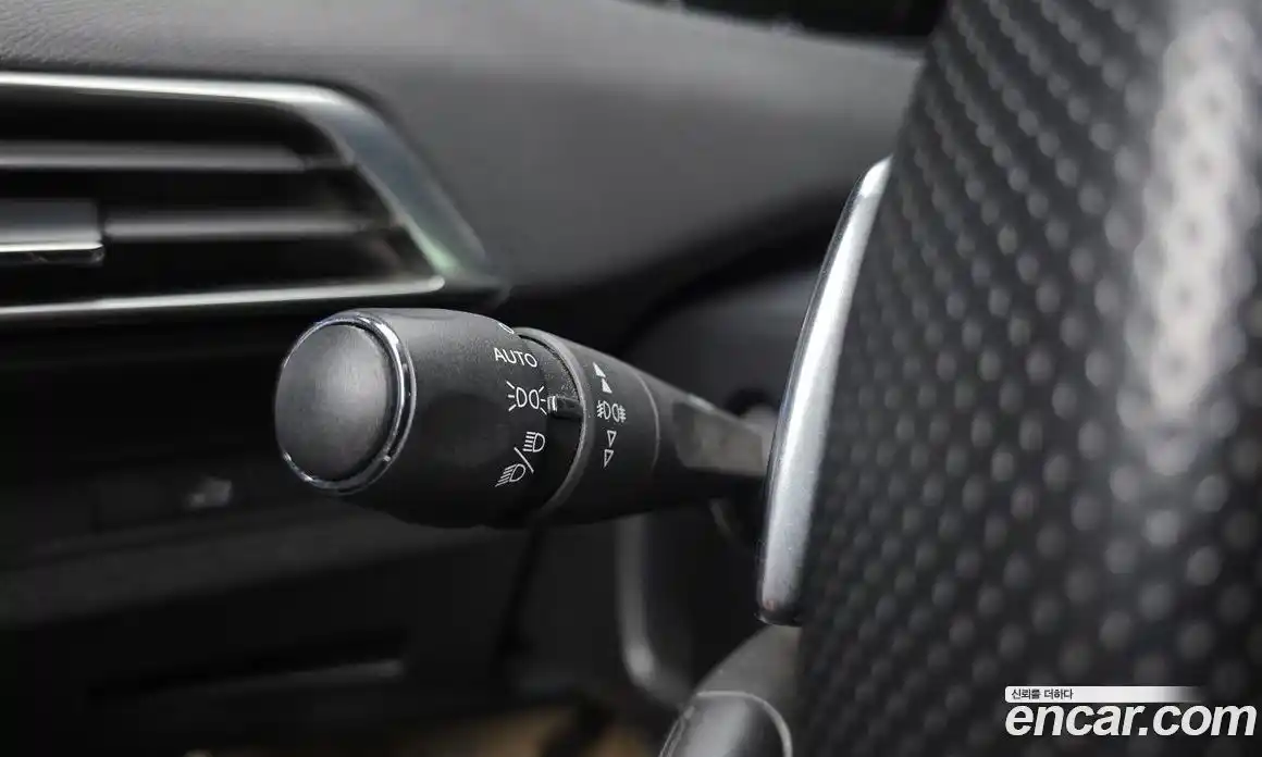 Peugeot 3008 2019 1.5 гидро в Москве, фото 27