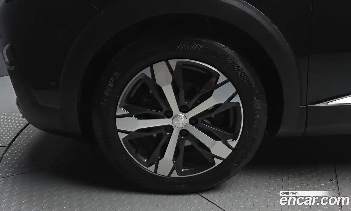 Peugeot 3008 2019 1.5 гидро в Москве, фото 5