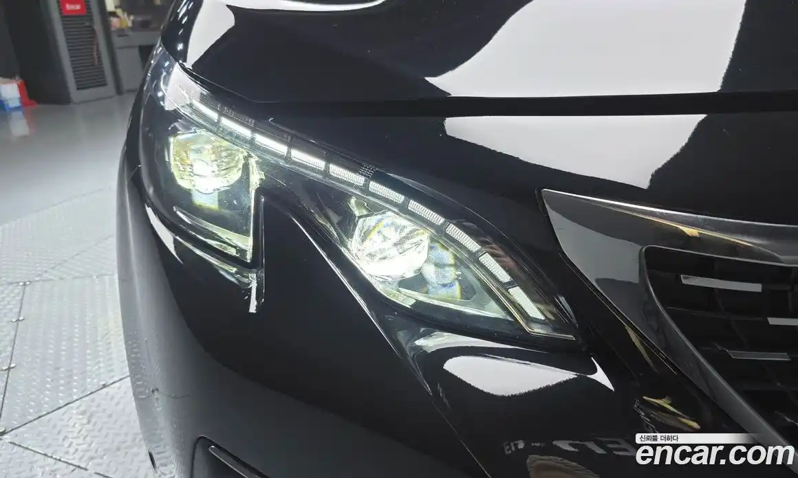 Peugeot 3008 2019 1.5 гидро в Москве, фото 8