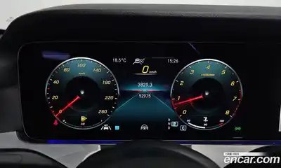 Mercedes-Benz E-Class 2021 2.0 гидро в Москве № 1908751, миниатюра 11
