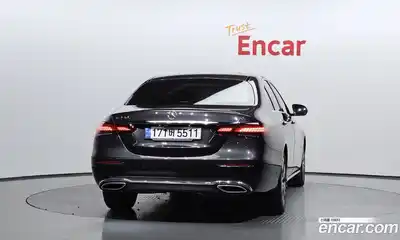 Mercedes-Benz E-Class 2021 2.0 гидро в Москве № 1908751, миниатюра 4