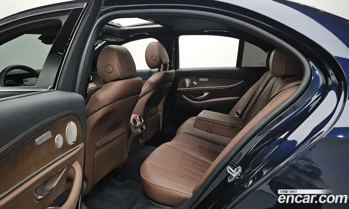 Mercedes-Benz E-Class 2022 2.0 гидро в Москве № 1909735, фото 15