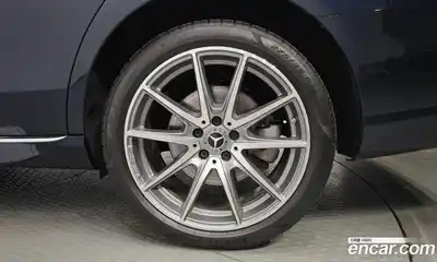 Mercedes-Benz E-Class 2022 2.0 гидро в Москве № 1909735, миниатюра 6