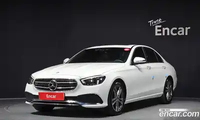 Mercedes-Benz E-Class, 2022