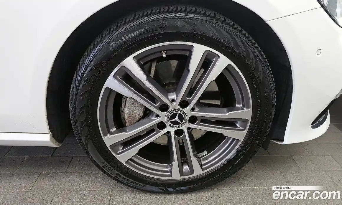 Mercedes-Benz E-Class 2022 2.0 гидро в Москве № 1910340, фото 7