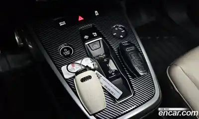 Audi Q4 e-tron 2022 0.2 гидро в Москве № 1910863, миниатюра 12