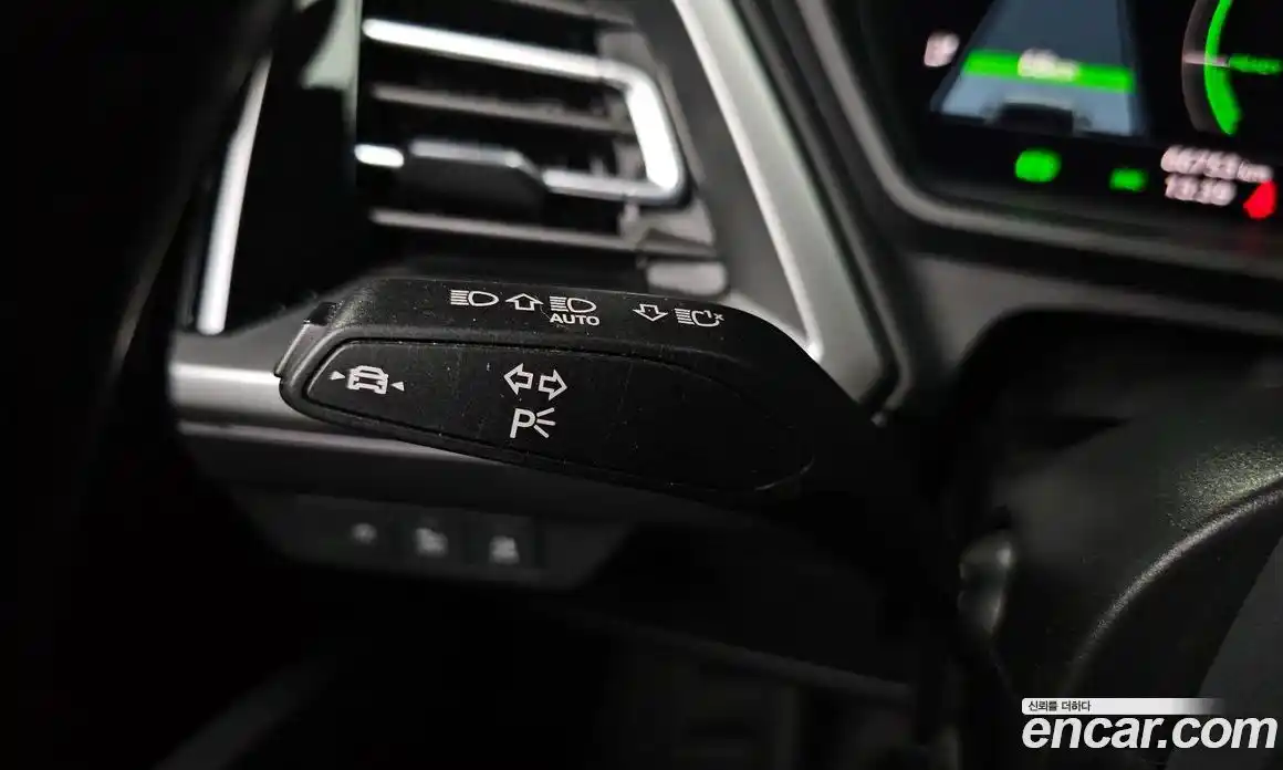 Audi Q4 e-tron 2022 0.2 гидро в Москве № 1910863, фото 33