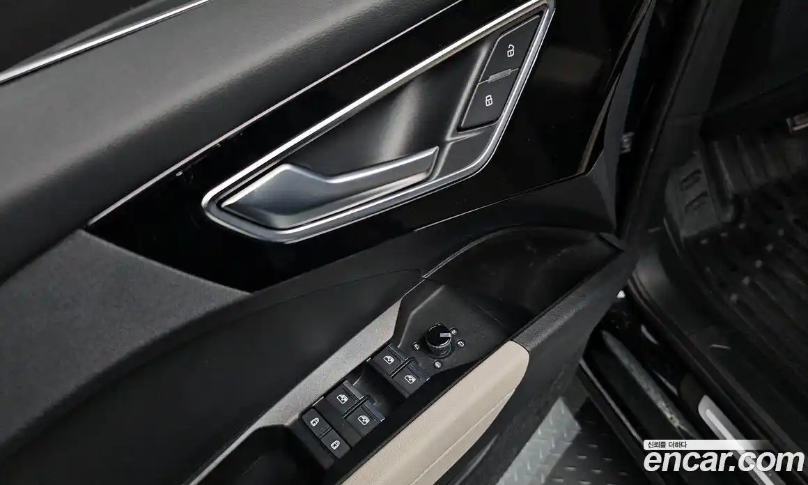 Audi Q4 e-tron 2022 0.2 гидро в Москве № 1910863, фото 34