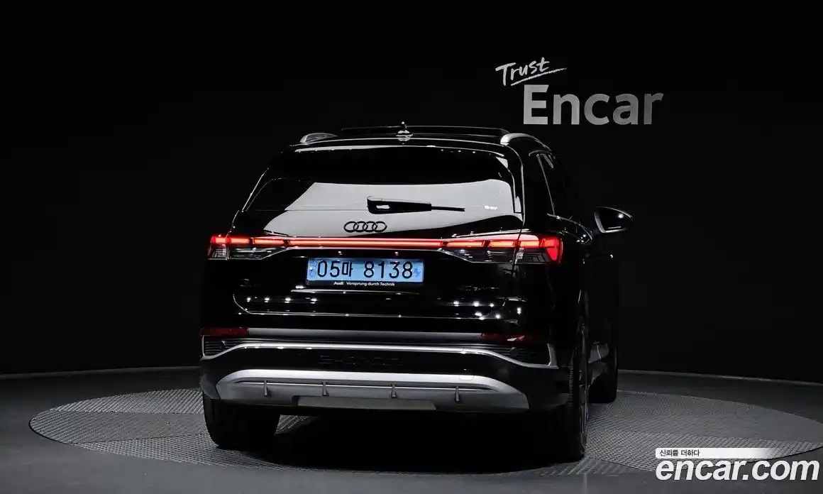 Audi Q4 e-tron 2022 0.2 гидро в Москве № 1910863, фото 4