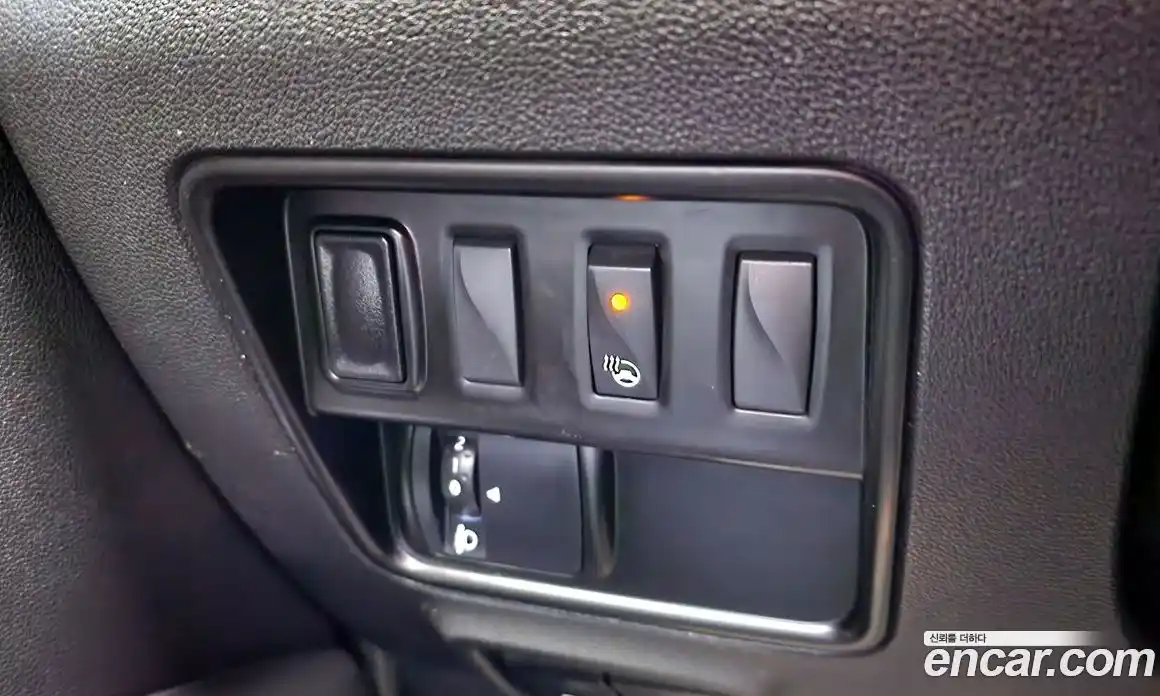 Renault QM6 2017 2.0 гидро в Москве № 1912791, фото 23