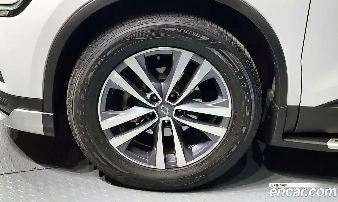 Renault QM6 2017 2.0 гидро в Москве № 1912791, фото 5
