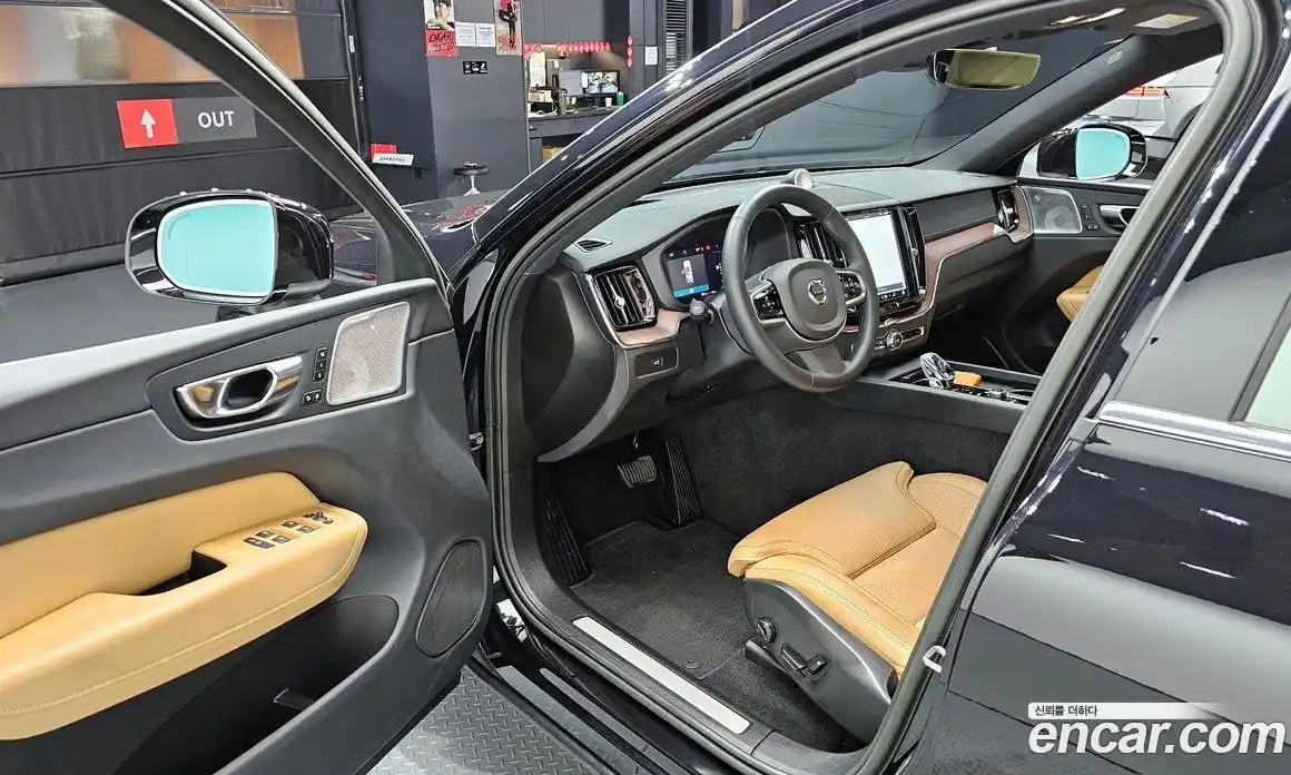 Volvo XC60 2023 2.0 гидро в Москве № 1912855, фото 13