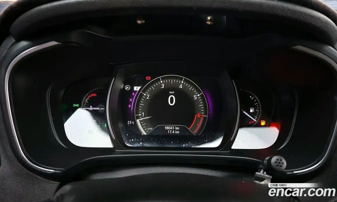 Renault QM6 2017 2.0 гидро в Москве № 1912869, фото 8