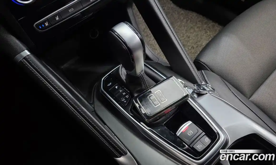Renault QM6 2018 2.0 гидро в Москве № 1912944, фото 9