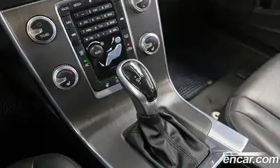 Volvo S60 2015 1.6 гидро в Москве № 1913169, миниатюра 9