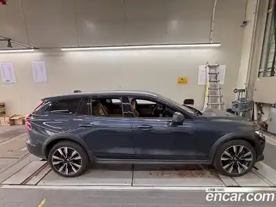 Volvo V60 2022 2.0 гидро в Москве № 1913565, миниатюра 3