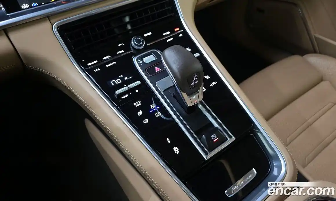 Porsche Panamera 2018 3.0 гидро в Москве № 1914122, фото 9