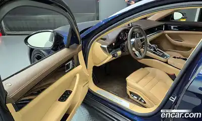Porsche Panamera 2018 3.0 гидро в Москве № 1914122, миниатюра 10
