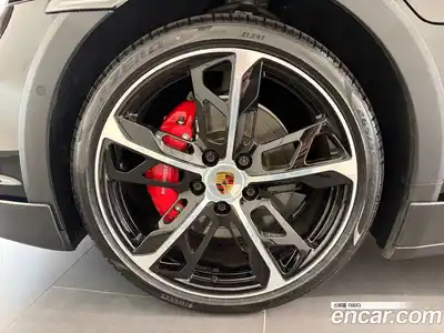 Porsche Taycan 2025 0.1 гидро в Москве № 1914389, миниатюра 5