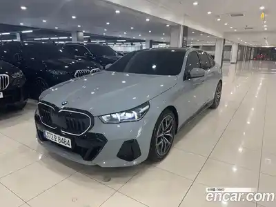 BMW 5-Series, 2025