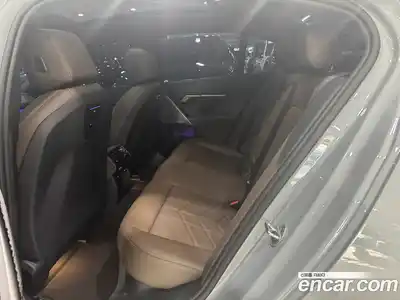 BMW 5-Series 2025 2.0 гидро в Москве № 1915986, миниатюра 10