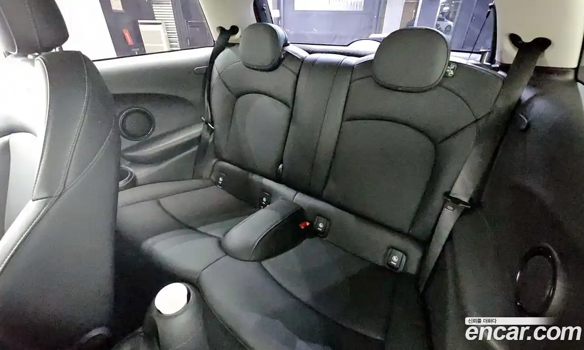 Mini Cooper 2019 1.5 гидро в Москве № 1916221, фото 12